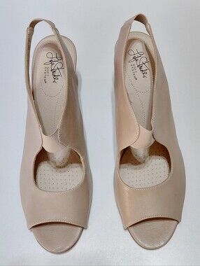LIFESTRIDE Soft System Women's Celestia Tan Peep Toe City Sandals - 9.5M